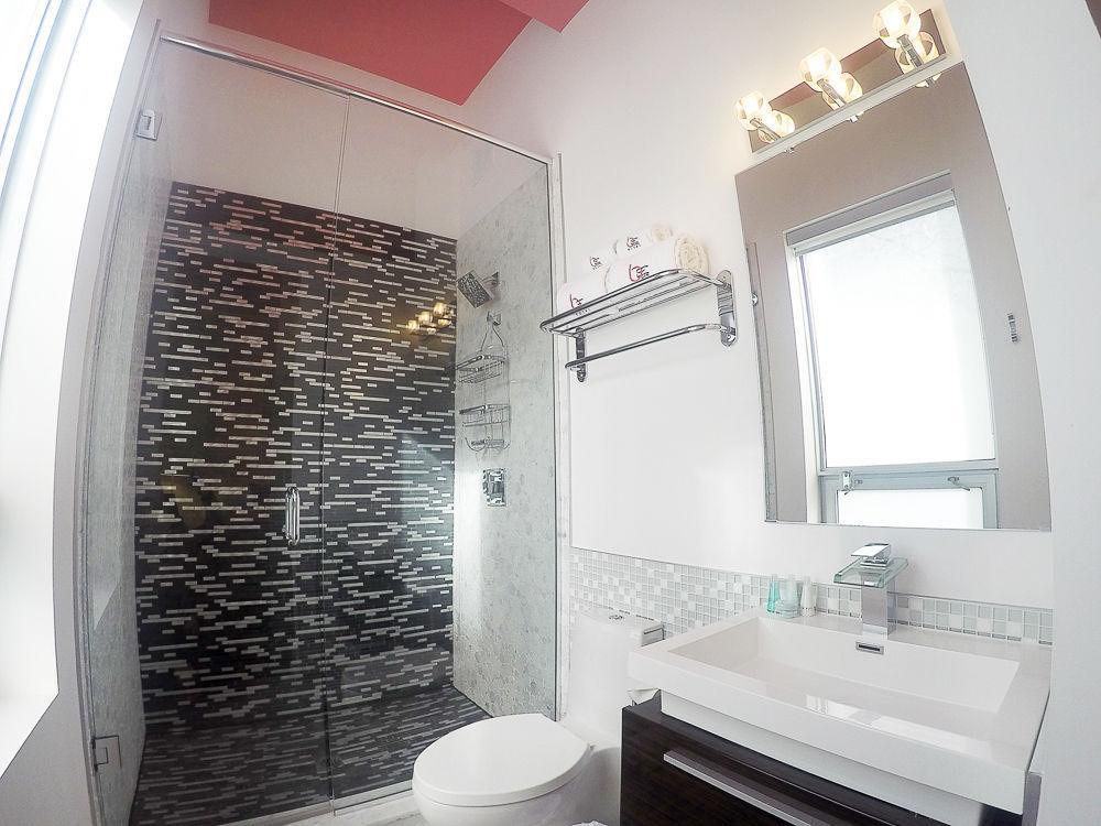 Baystreet Hotel/Motel Toronto Bagian luar foto